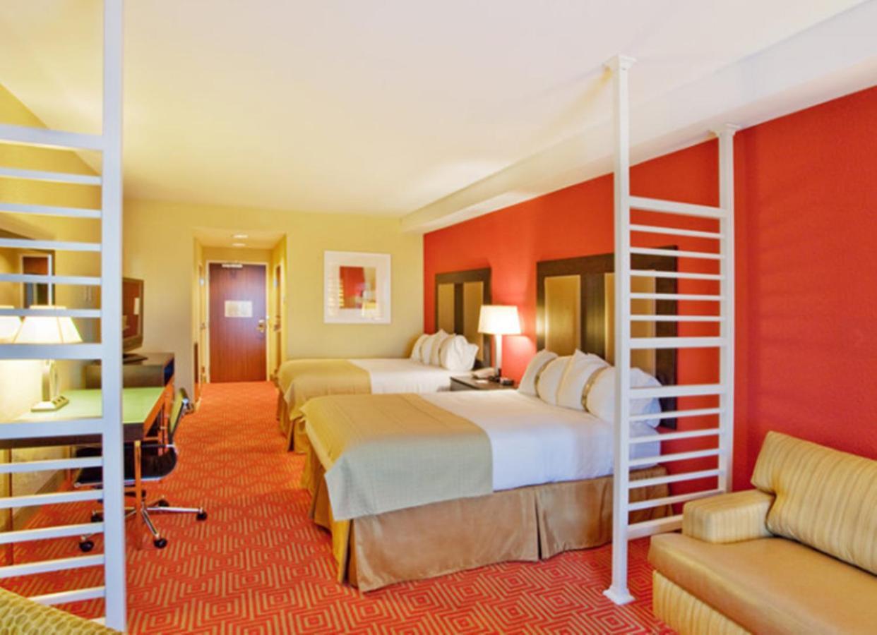 Hilton Garden Inn Dalton Exterior photo
